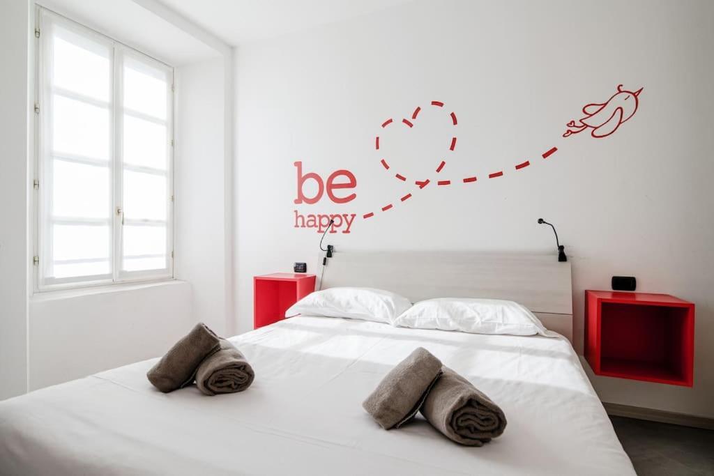 Be Happy - The House Of Travelers Appartement Como Buitenkant foto